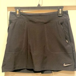 Women’s golf skirt